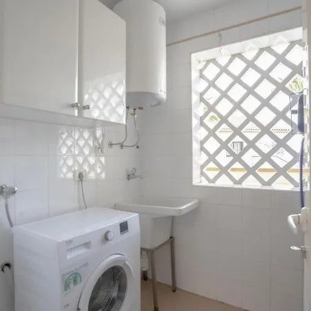 1 Bellamar Bright La Caleta